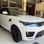 Ref8993RangeRoverHSESports2P400e03