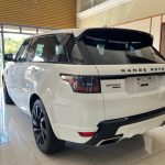Ref8993RangeRoverHSESports2P400e06