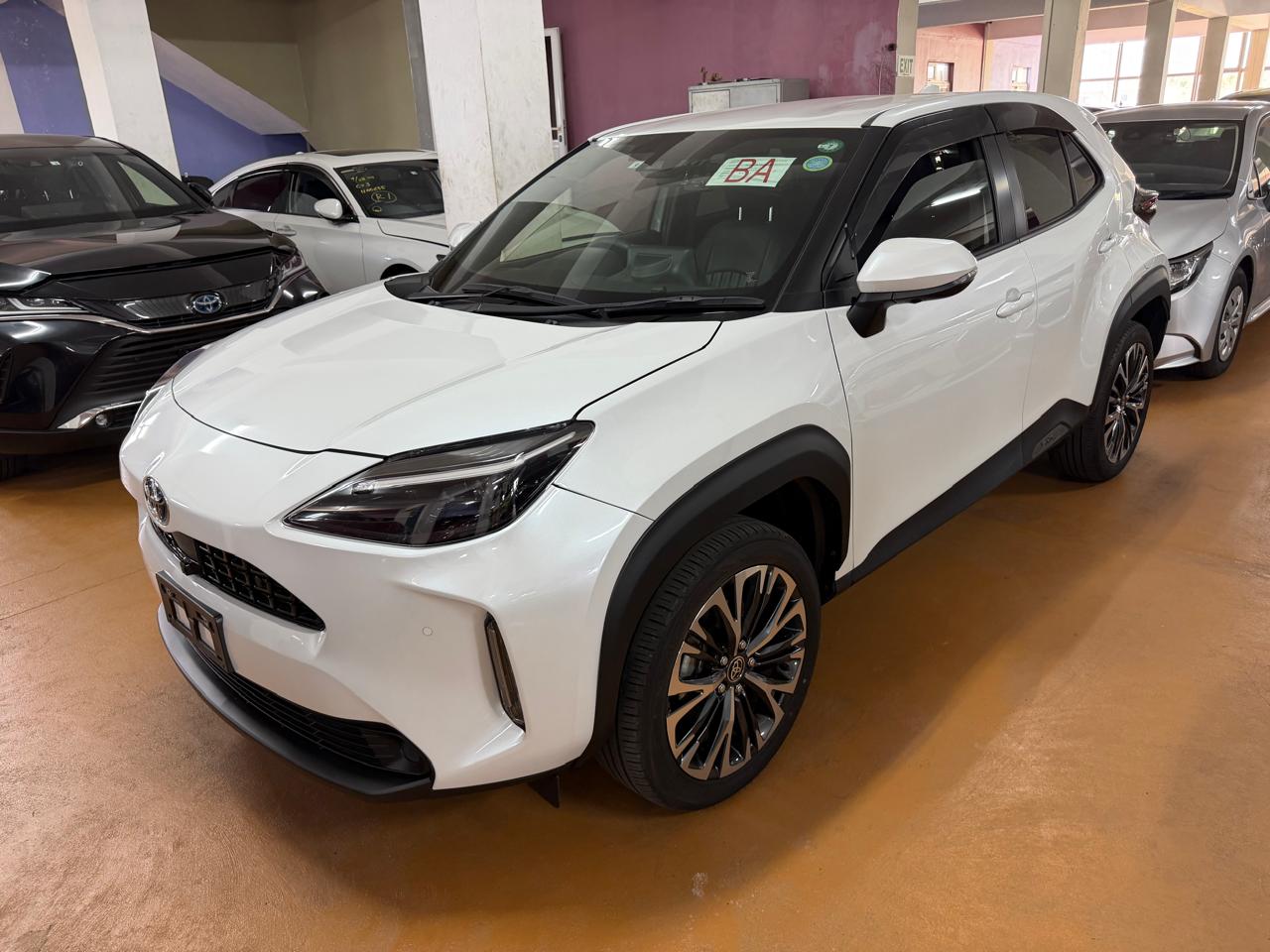 Sahi Auto Rizwan TOYOTA YARIS CROSS WHITE 2022 at Sahi Cars - Sahi Auto Ltd | Used ...